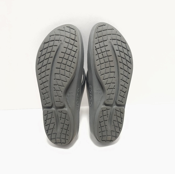 OOFOS OOLALA Womens Sandals Flip Flops Size 11 Grey - Picture 5 of 6